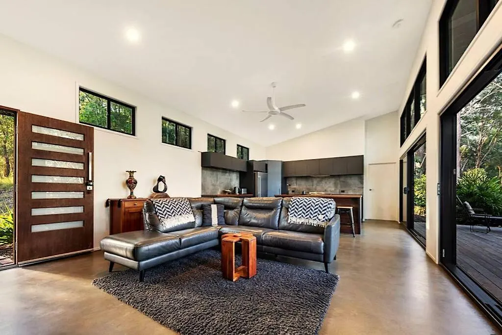 Holiday home Hunchy Escape Villa Montville